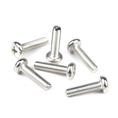 Facile à installer M5 X 20mm Pan Head DIN 7985 Phillips Pan Screws pour les étagères de produits